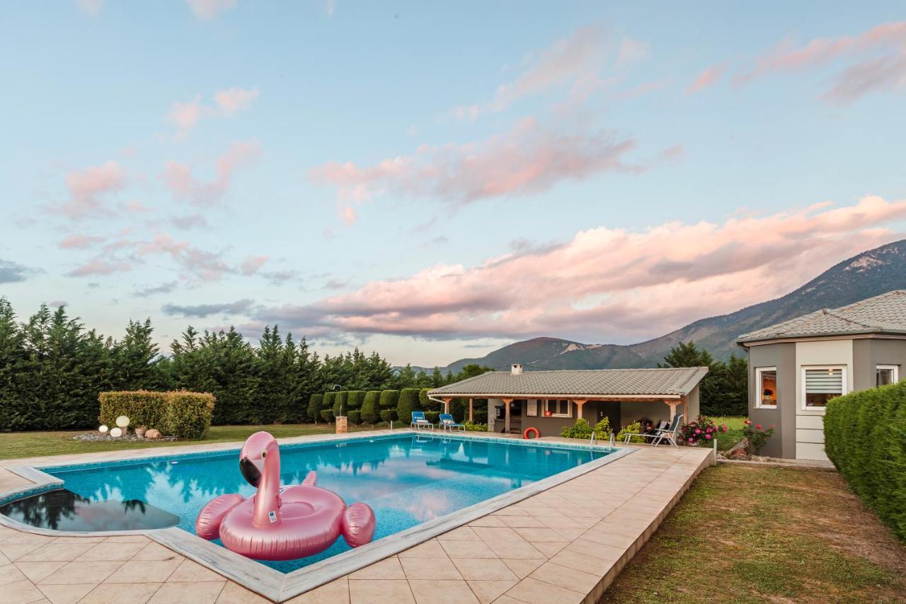 Villa Stymfalia - Luxury Mansion With Private Pool Karteri  Екстер'єр фото